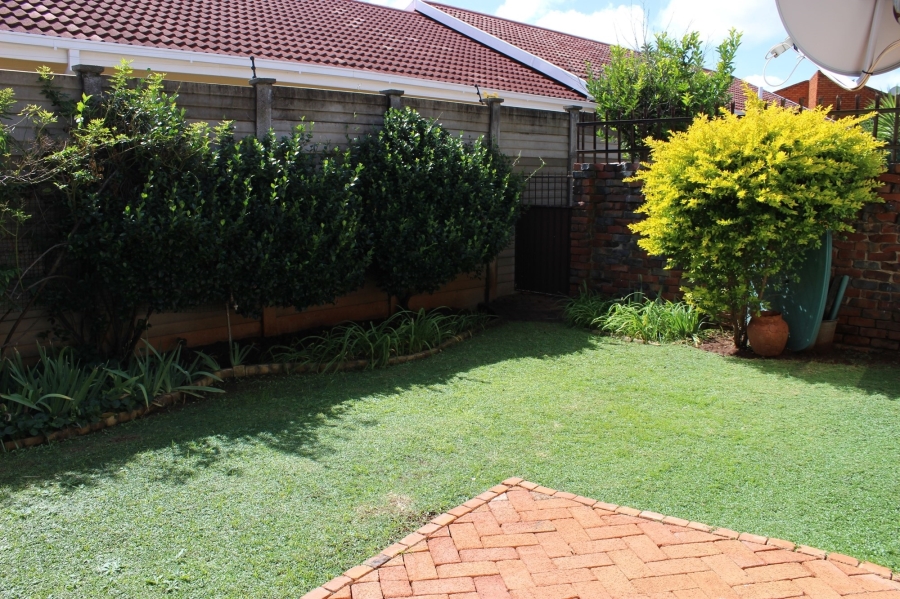 2 Bedroom Property for Sale in Heuwelsig Free State